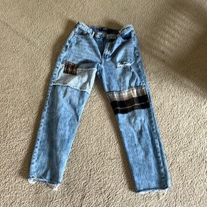 26 patched American eagle jeans